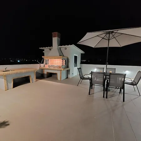 公寓 Cielo House Kalamákion